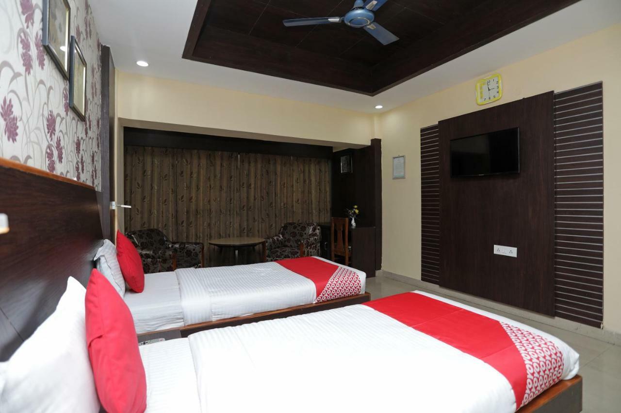 Oyo 4065 Hotel Richi Bhubaneswar Dış mekan fotoğraf